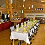 Dombas Hotel 